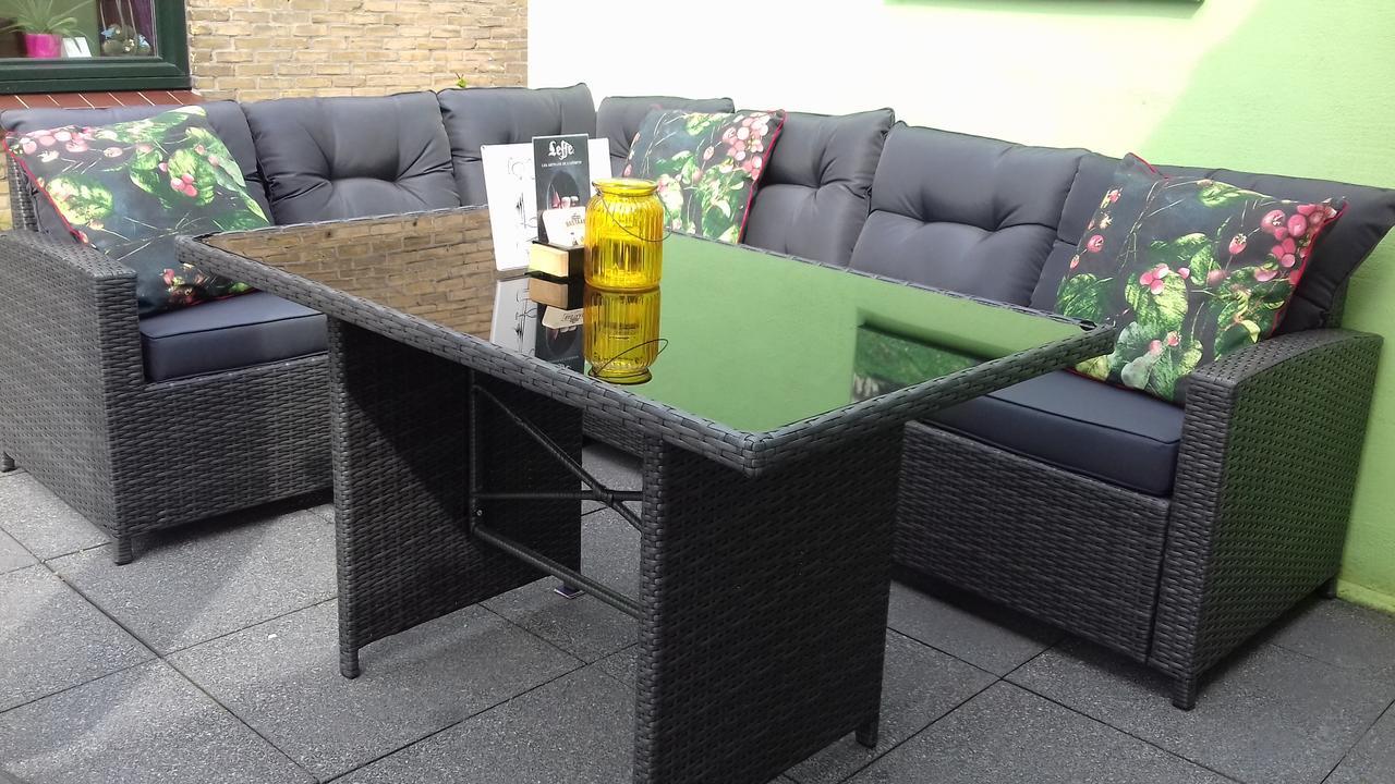 Eetcafe/Pension Nooitgedacht Strijen Extérieur photo